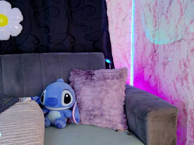 laurencamila1 live cam on BongaCams