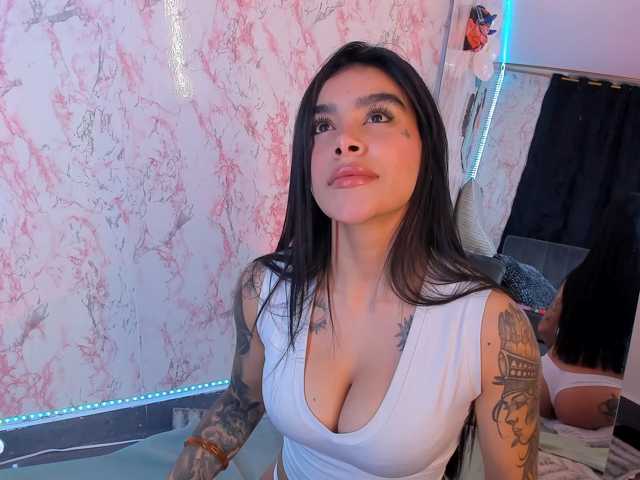 laurencamila1
