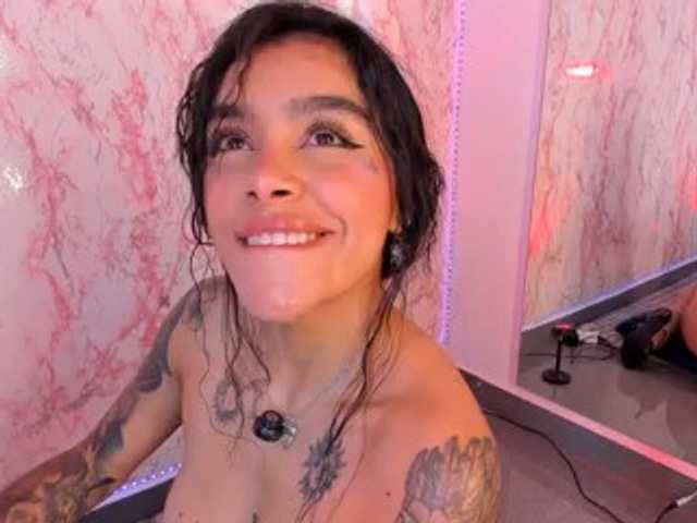 laurencamila1