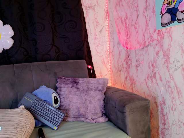 laurencamila1 live cam on BongaCams