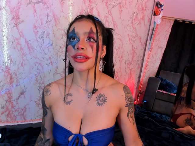 laurencamila1 live cam on BongaCams