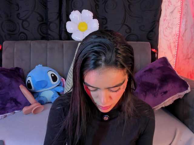 laurencamila1 live cam on BongaCams