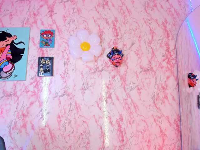 laurencamila1 live cam on BongaCams