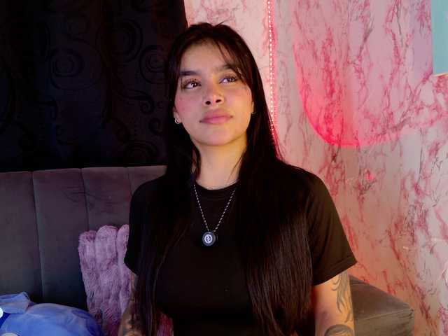 laurencamila1 live cam on BongaCams