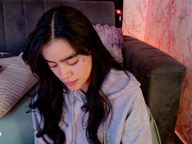 laurencamila1 live cam on BongaCams