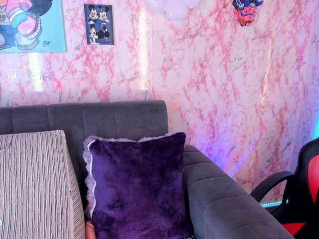 laurencamila1 live cam on BongaCams