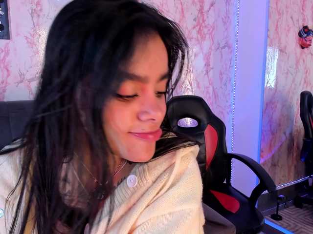 laurencamila1 live cam on BongaCams