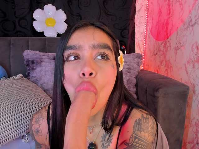 laurencamila1