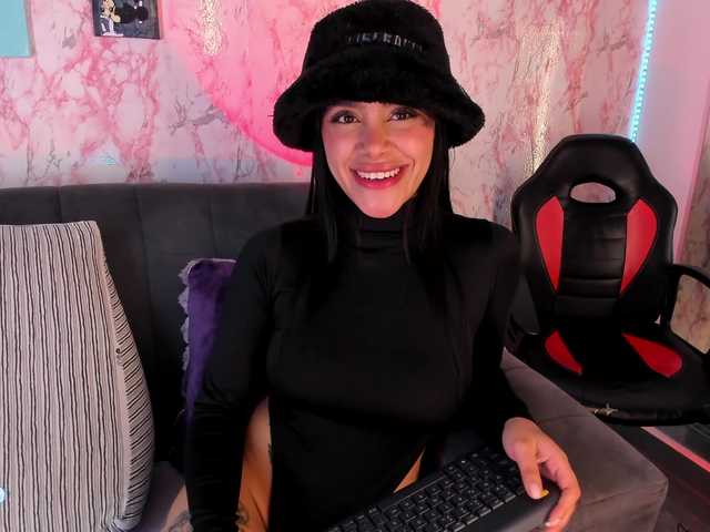 laurencamila1