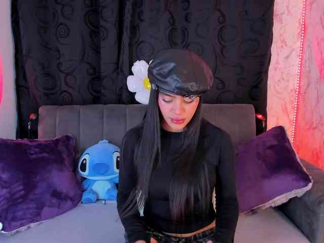 laurencamila1 webcam