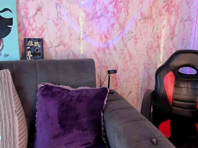 laurencamila1 laurencamila1