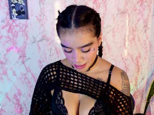 laurencamila1