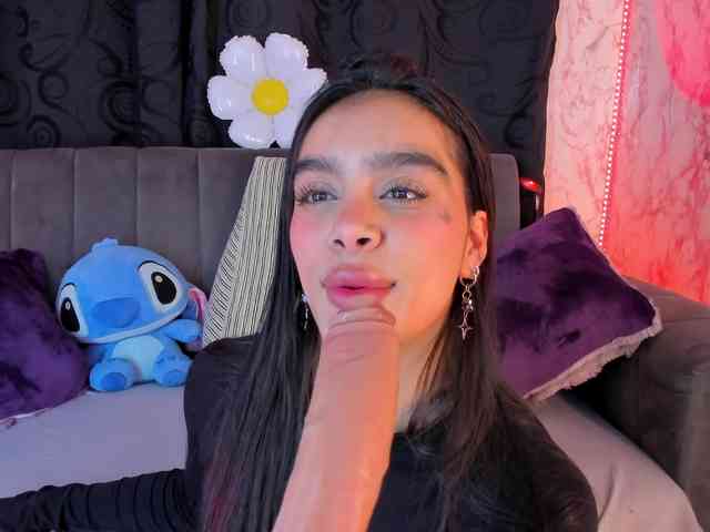 laurencamila1 webcam