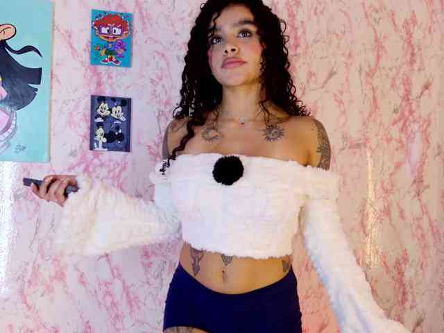 laurencamila1 webcam