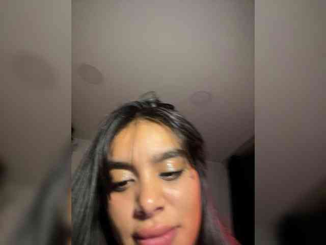 Modèle: laurencamila1