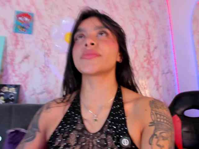 laurencamila1 laurencamila1