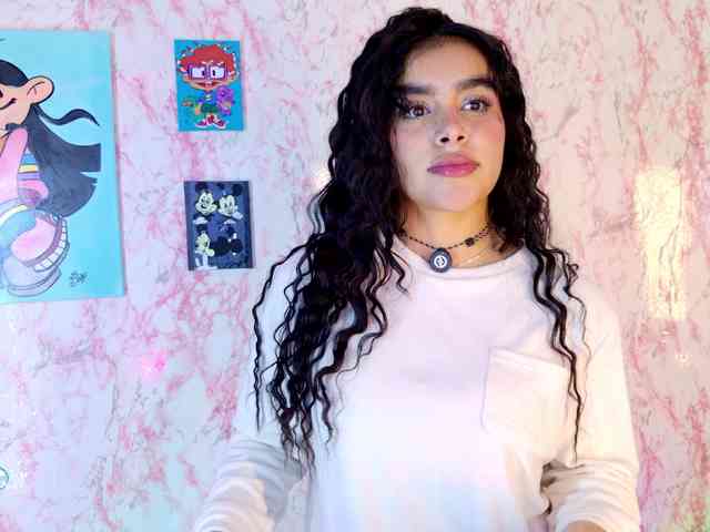 laurencamila1