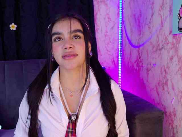 laurencamila1 webcam