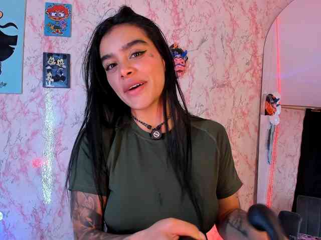 laurencamila1