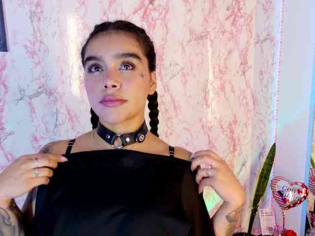 laurencamila1