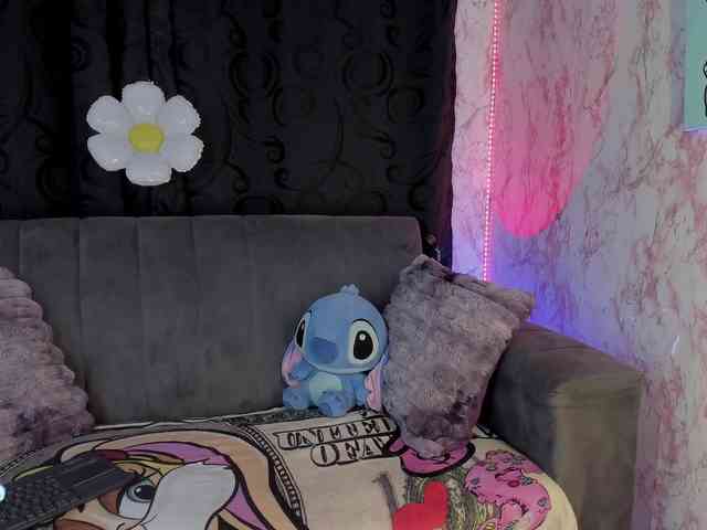 laurencamila1 webcam