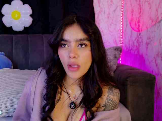 laurencamila1 webcam