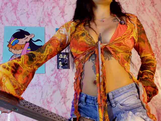 laurencamila1 webcam