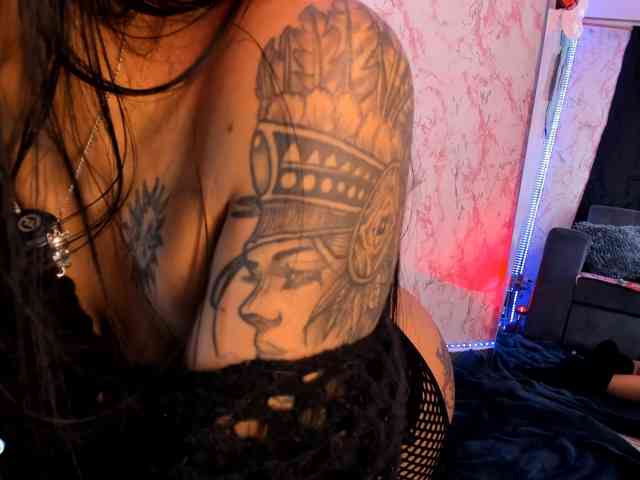 laurencamila1