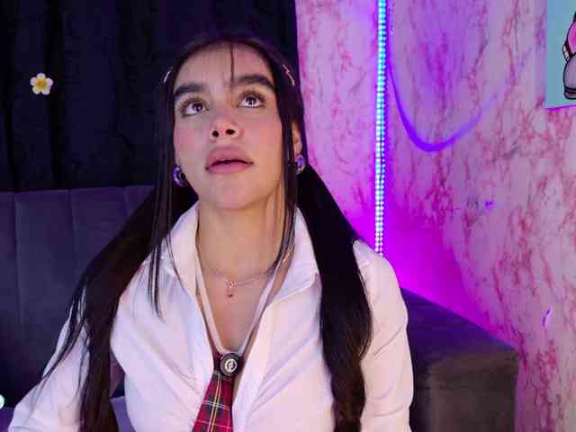 laurencamila1 webcam