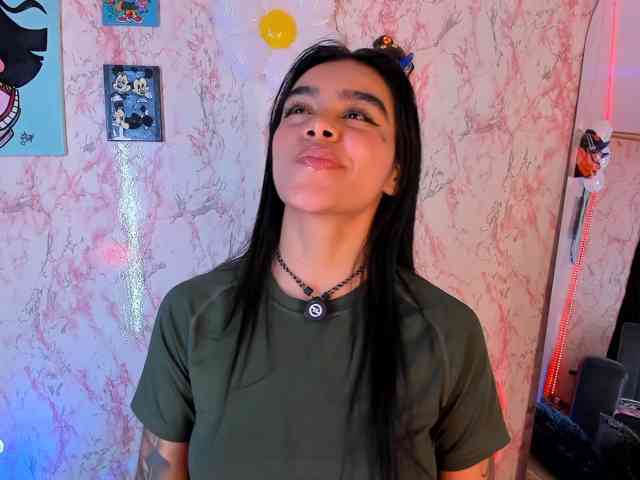 laurencamila1