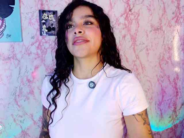 laurencamila1