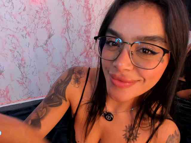 laurencamila1