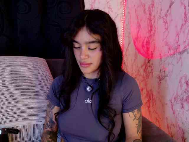 laurencamila1 webcam