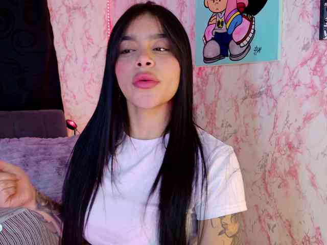 laurencamila1