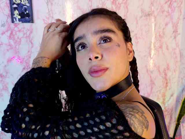 laurencamila1