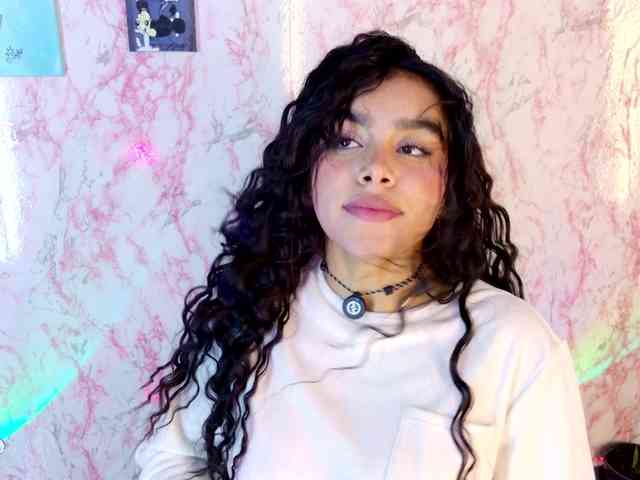 laurencamila1 webcam