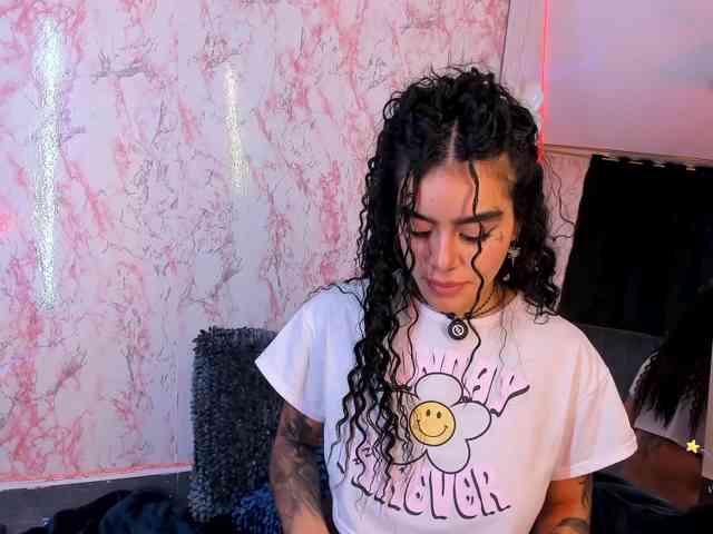 laurencamila1