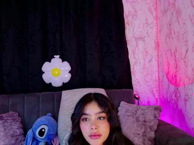 laurencamila1 webcam