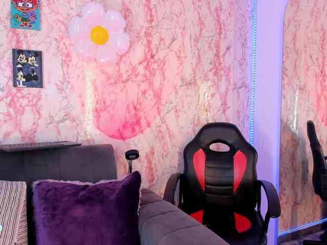 laurencamila1 webcam