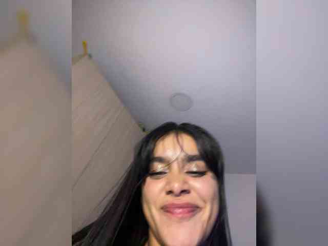 laurencamila1 webcam