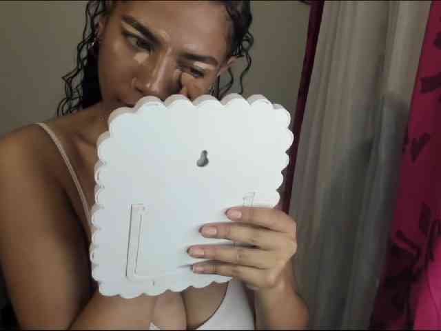 Soybonysquirt webcam