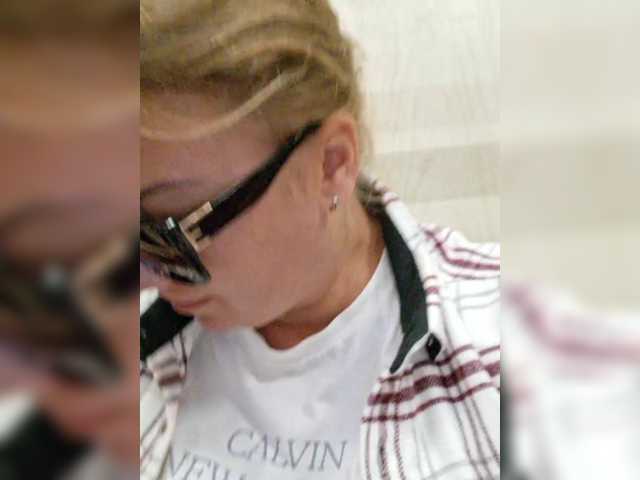 yuliia_3003 live cam preview