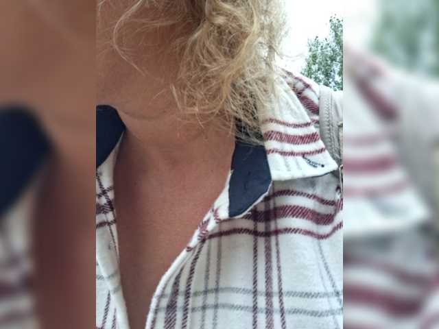yuliia_3003 live cam preview