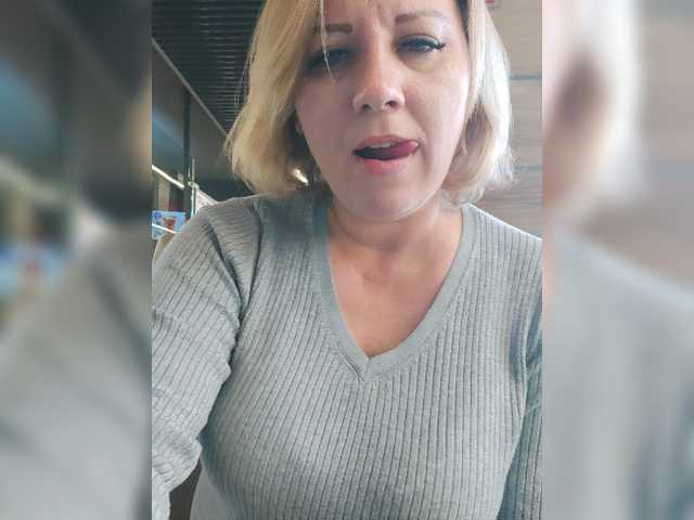 yuliia_3003 live cam on BongaCams