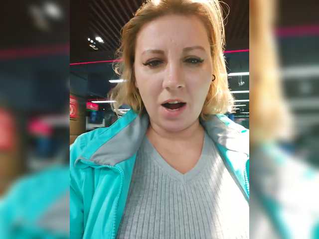 yuliia_3003 live cam preview
