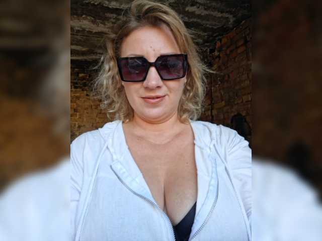 YourWitcher live cam on BongaCams
