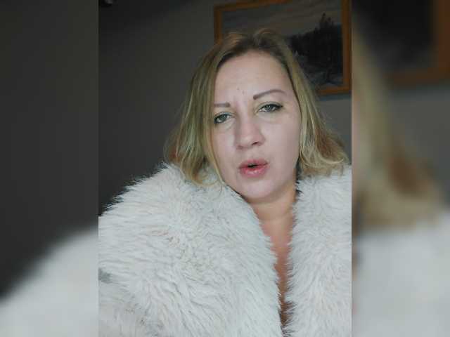 yuliia_3003 live cam on BongaCams