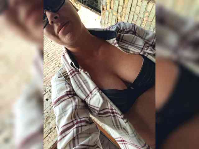 yuliia_3003 webcam
