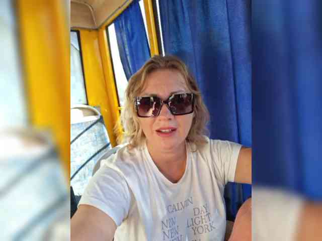 yuliia_3003 webcam