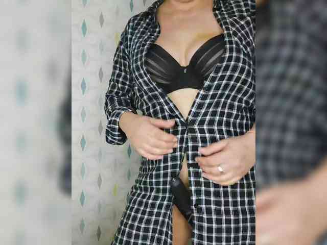 YourWitcher Live Webcam on BongaCams